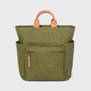 Universal Thread Soft Utility Square Backpack in Green